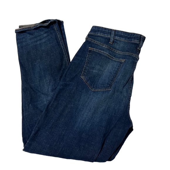 Express Classic Straight Stretch Jeans - Picture 2 of 7